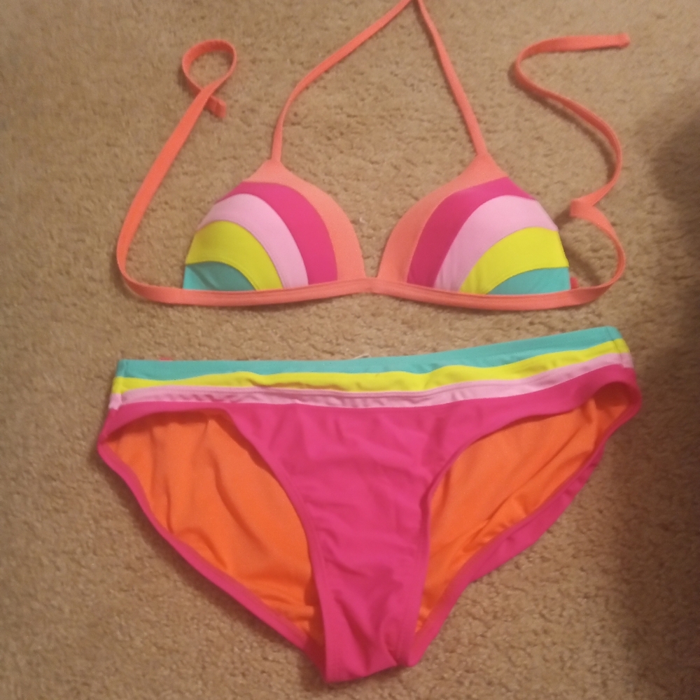 Bathing suit